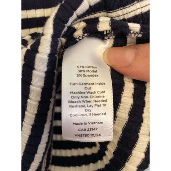 Talbots Plus Women's Navy & White Striped Ribbed Long Sleeve Stretch Top Size 1X - Picture 4 of 4